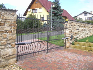 Lestkov - Brána